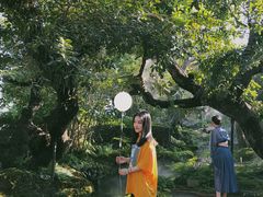 -Chom Cafe and Restaurant