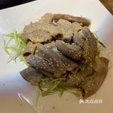 香捞粉肠这个我超爱，超级糯，没牙都能吃的程度