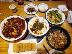 -六月雪干锅(涪城万达广场店)
