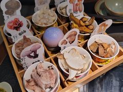 -菌自由丨野生菌火锅特色庭院餐厅(丽江古城店)