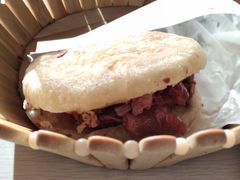 -闫家驴肉老店(华电一校店)
