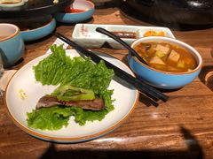 -明洞阿姨·韩式酱蟹烤肉·创意料理(三元桥店)