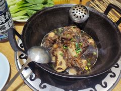 -茸梅路右拐龙虾-农家菜(松江店)
