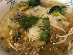 珍珠蚝肉碎泡饭配虾片-卡朋西餐(较场西路店)