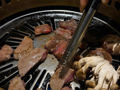 -炼火烤肉店