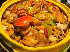 -多嘴超级肉蟹煲(万达店)