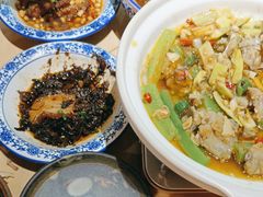 -裕鼎鲜·新中菜(金鼎广场店)