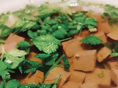 馋口鸭血汤-馋三尺蟹粉小笼(人民广场店)