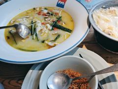 -蜜桃餐厅·伴山(湖滨商业街店)