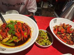 -龙巢盱眙龙虾·牛蛙·烧烤宵夜(八卦岭店)