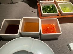 -左庭右院鲜牛肉火锅黑金店(陆家嘴中心店)