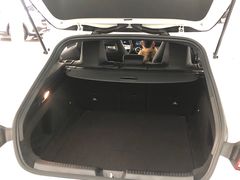 -杭州中升之星奔驰4S店(滨江店)