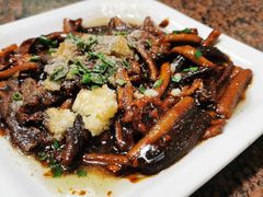 炒鳝丝-唔呶喔哩酒家(生产街店)