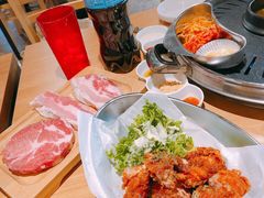 -江南猪肉商会无限续吃(弘大店)