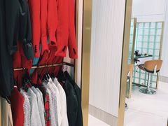 -海马体照相馆(环贸iapm大师爱情店)