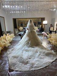 -伯瓷皇后婚纱艺术空间