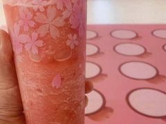 草莓酸奶-CoCo都可(建外SOHO店)