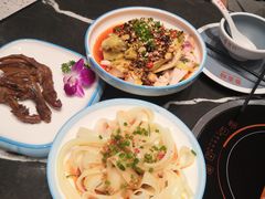 -郑家山村凉皮 肉夹馍 油泼面