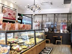 面包甜点陈列柜-味多美(民星路店)