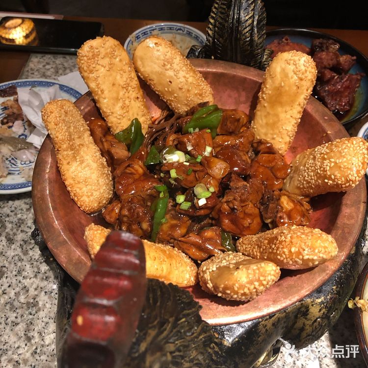 可能因为有小宝觉得更闹了基本没排队