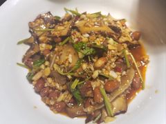 -费大厨辣椒炒肉(万家丽一店)