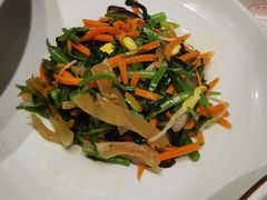 -满江红四季餐厅 · 国家五钻级酒家(新纪元大酒店店)
