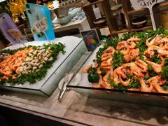 -飨食汇全日制餐厅·昆山皇冠假日酒店(九方店)