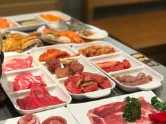 -山焱·炭火自助烤肉(周浦万达店)