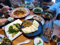 -塔哈尔·新疆盛宴(城西银泰店)