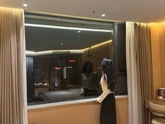 -幸栖洞穴设计酒店(成都春熙路店)