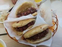 -闫家驴肉老店(华电一校店)