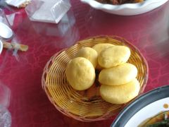 玉米面饼子-韵之源农家菜(北京1店)