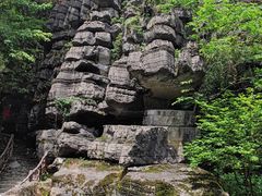-梭布垭石林景区