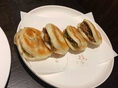 酥皮肉夹馍-甄御•海鲜新青岛菜(麦岛店)
