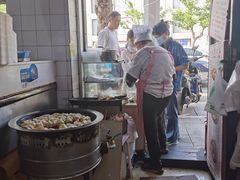 -黄阿姨锅贴大王(万航渡路店)