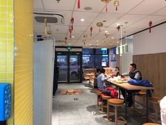 用餐区-麦当劳(学院大街店)