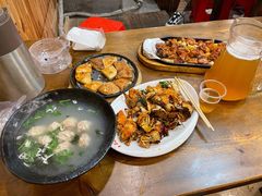 -老东镇啤酒屋海鲜加工·蒸汽海鲜·海鲜烧烤(台东店)