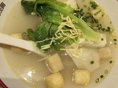 -小杨生煎(金山百联购物中心3楼店)