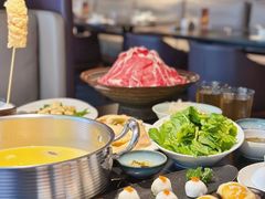 -鲜入唯煮·港式海鲜牛肉火锅(金宝街店)