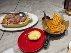 -必胜客(上海新南方商城PH店)