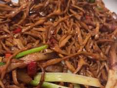 -江渔儿酸菜鱼(曜一城店)