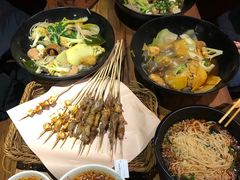 -万记麻辣烫国展总店
