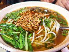 纯正云南小锅米线-遇见阿家村云南菜(魏公村店)