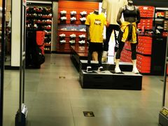 -NIKE北京马连道换季优惠店