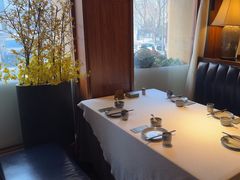 -八府香鸭·啫啫煲(华山路店)