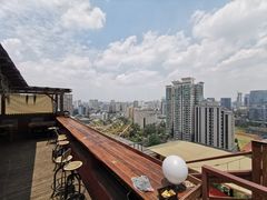 景观位-萨芭蒂高空花园餐酒吧