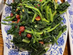 -老天桥酱肉烧饼夹肘子(天桥店)
