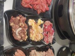 -啊美丽炭火烤肉(滑翔一店)