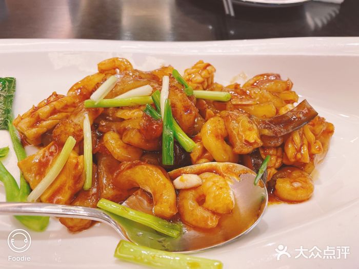蓝港海鲜厨房(金水路店)海鲜烧蹄筋图片