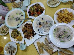 -春水锅贴·传统鲁菜(大明湖店)